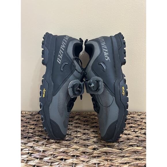 NIB Specialized Rime 2.0 Mountain Bike Shoe black 9.5 - Picture 1 of 10
